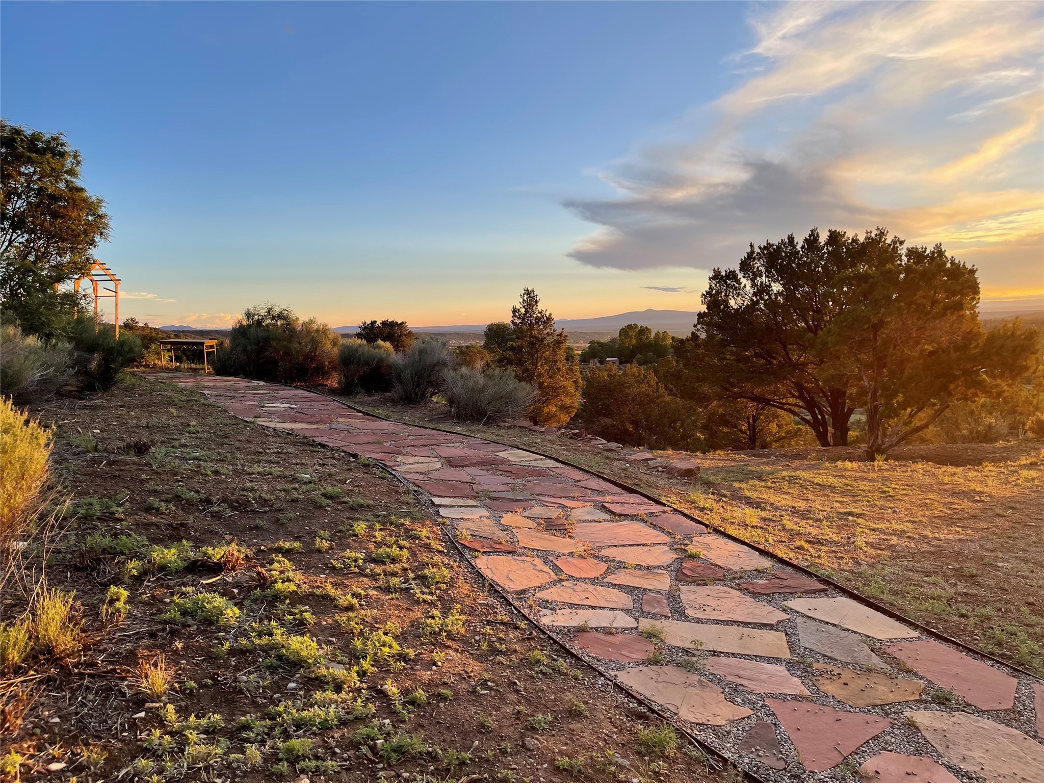 35 Arroyo Vista, Arroyo Hondo, New Mexico image 41