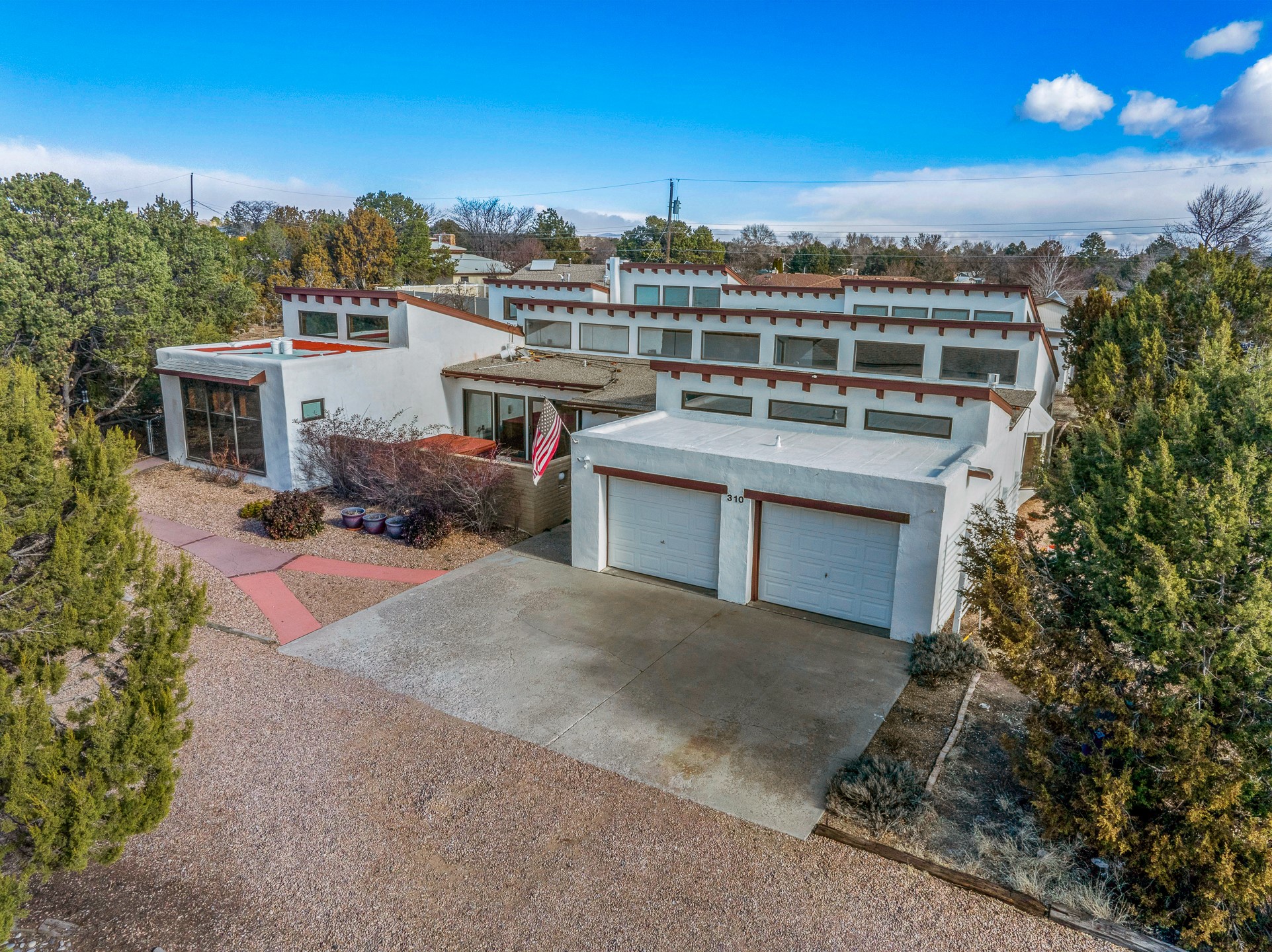 310 Valle Del Sol Road