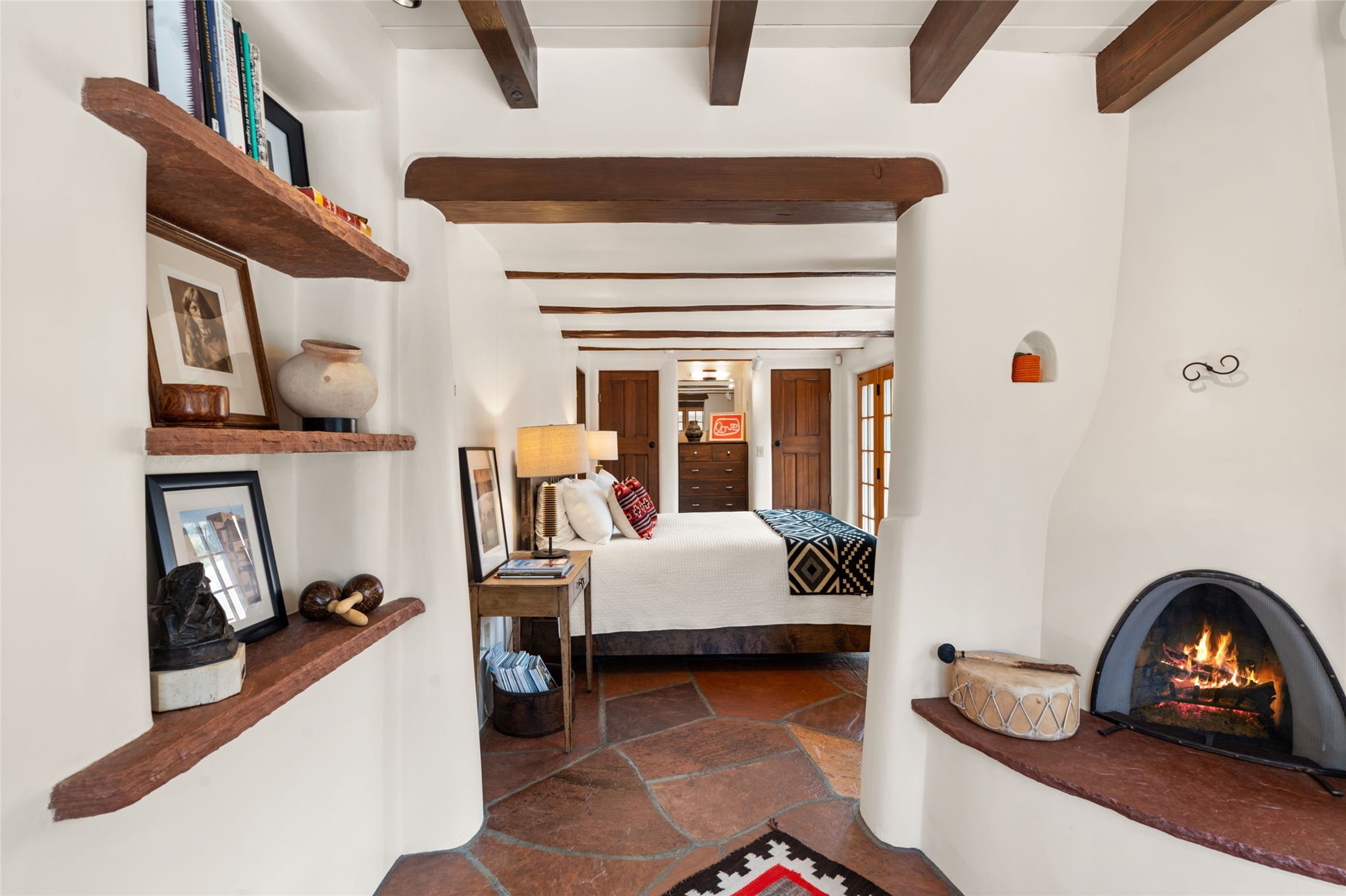 529-531 Camino Del Monte Sol, Santa Fe, New Mexico image 16
