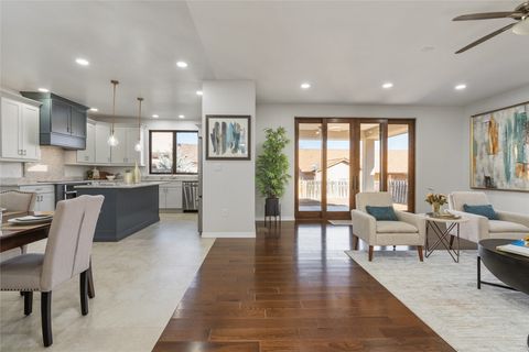 220 Grand Canyon Drive, White Rock, NM 87547 - #: 202600538