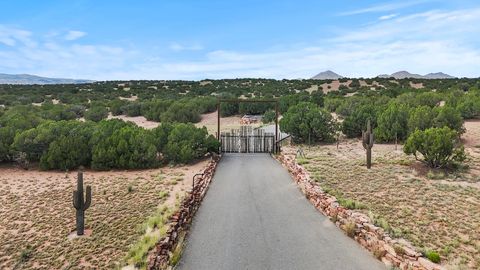 Photo of 54 Anaya Spring #A, Santa Fe, NM 87508 (MLS # 202504041)