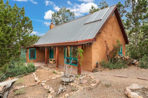 Single Family Residence in Santa Fe NM 87 Quartz Trail.jpg