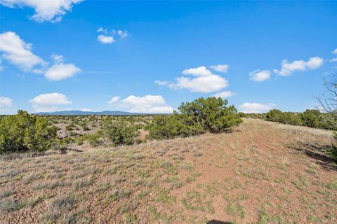 Tiny photo for 31 Gallina Road, Santa Fe, NM 87508 (MLS # 202602105)