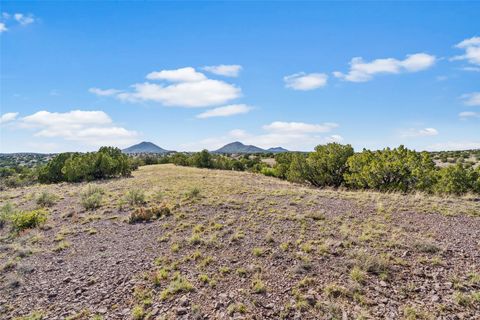 Tiny photo for 31 Gallina Road, Santa Fe, NM 87508 (MLS # 202602105)