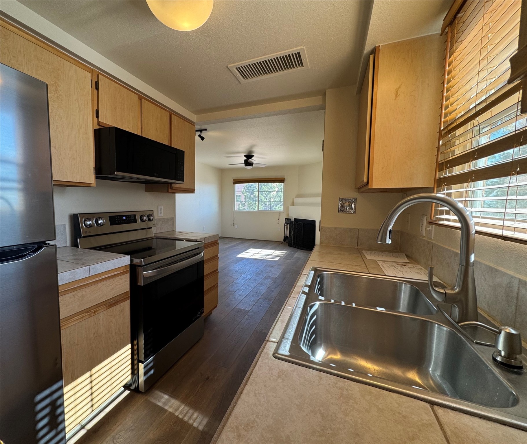 2210 Miguel Chavez Rd Rd #815, Santa Fe, New Mexico image 11