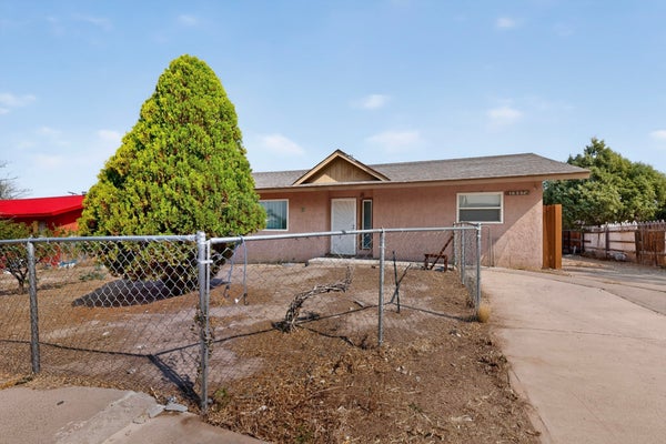 1907 SHADOWOOD LN, ESPANOLA, NM 87532 - Image b0cf07baae092af4e5227b38deb70b16/2466501280