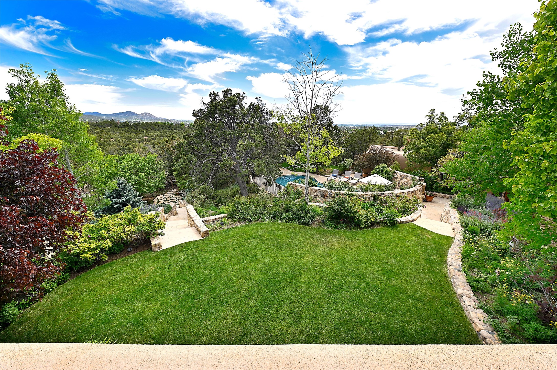 196 Circle Drive, Santa Fe, New Mexico image 12