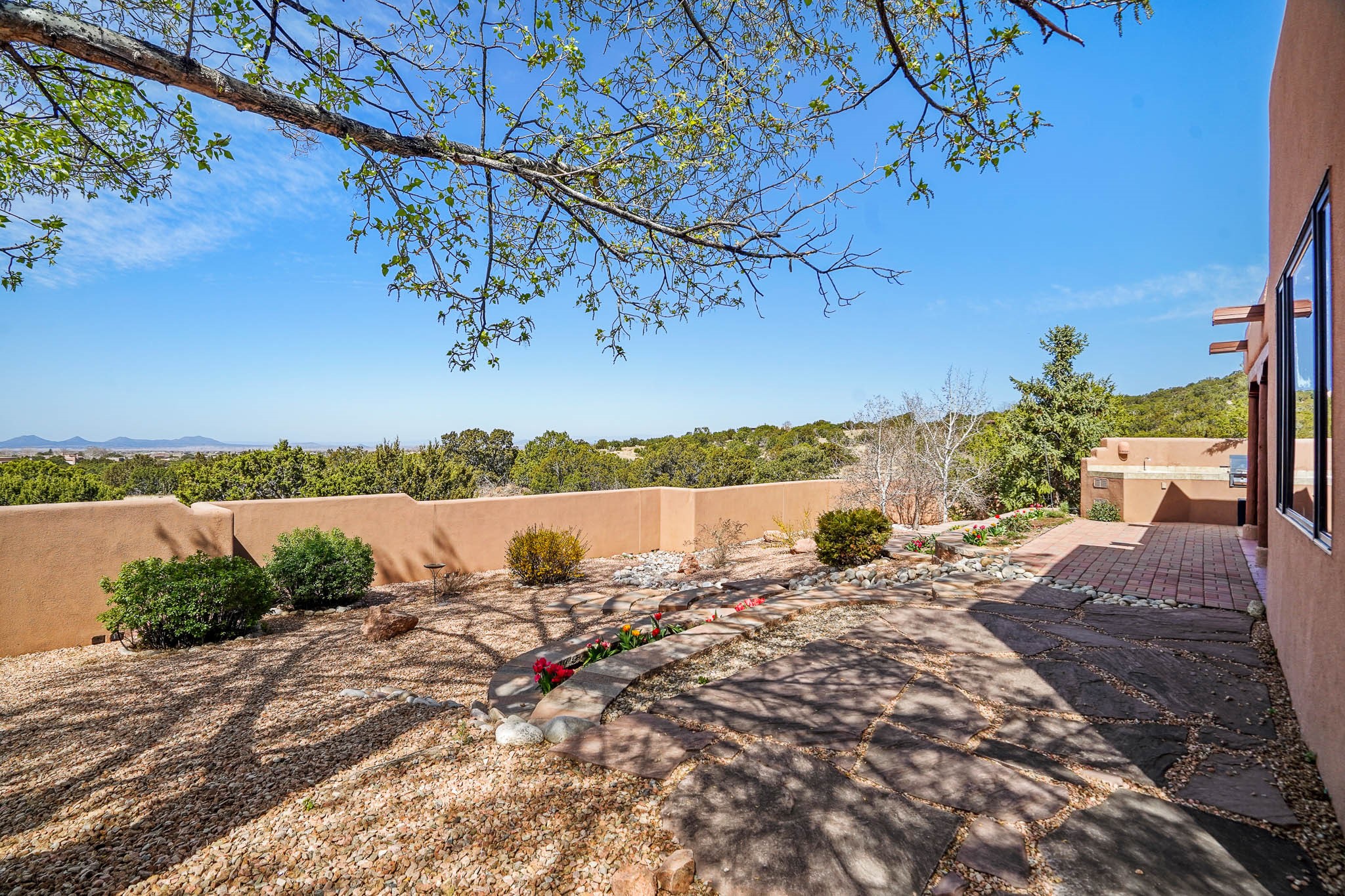 77 Camino Dimitrio, Santa Fe, New Mexico image 27