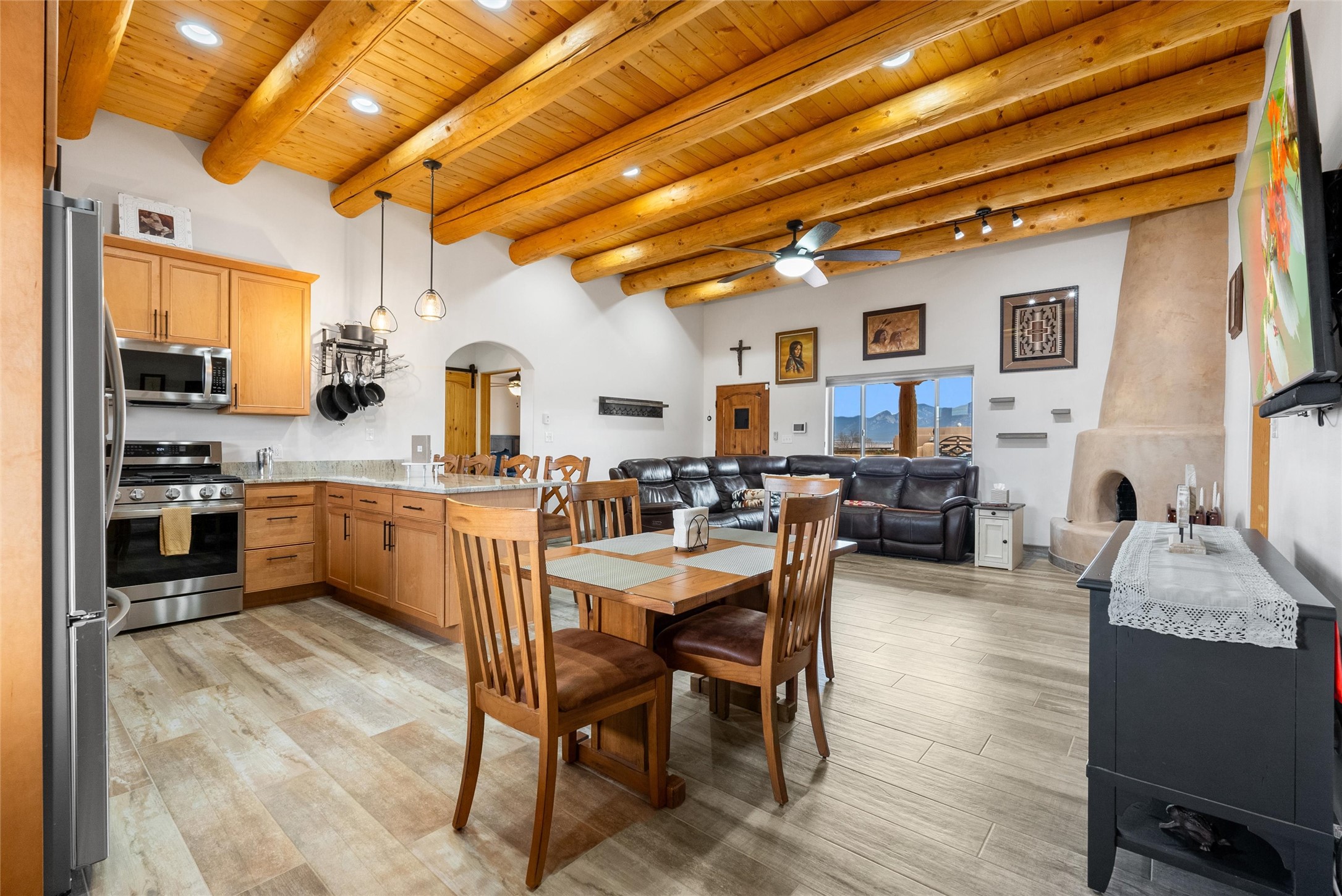 27 Medina Lane, Taos, New Mexico image 10