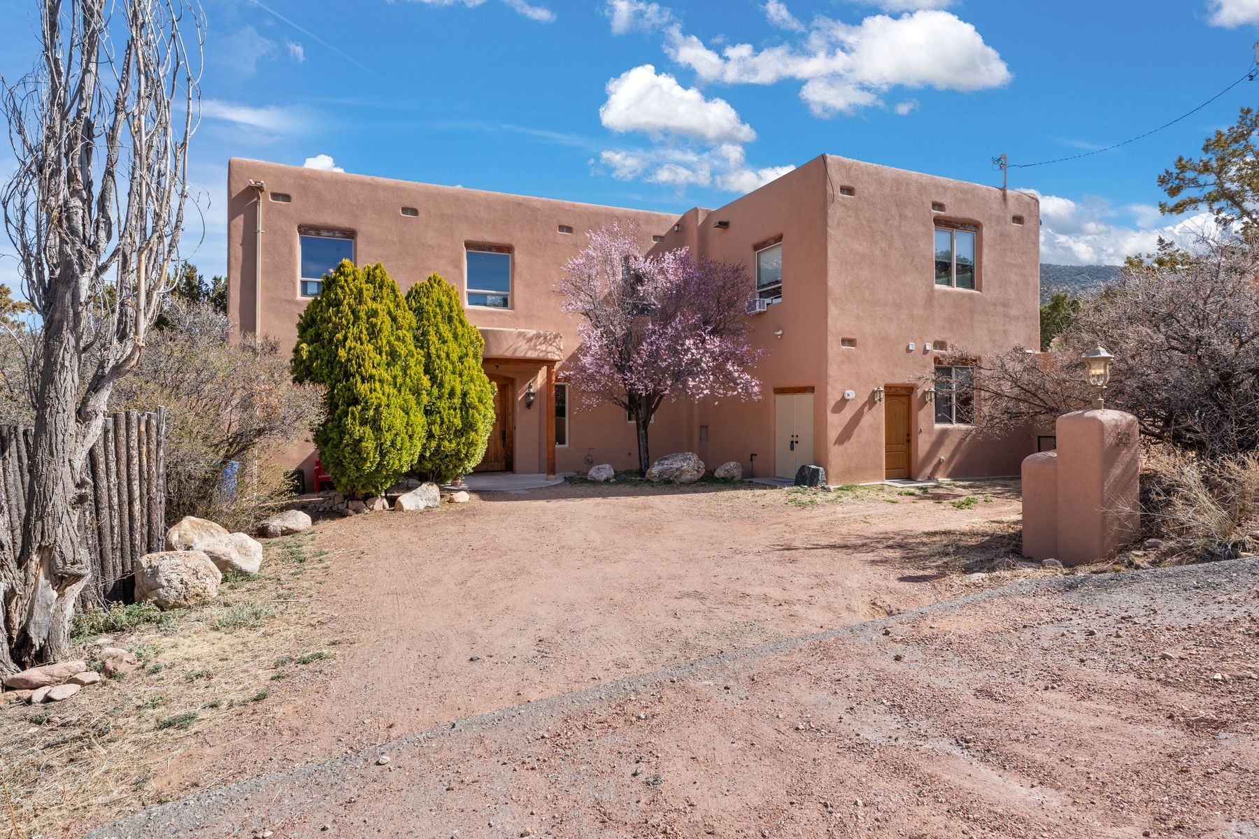 63 Rio En Medio Rd, Santa Fe, New Mexico image 4