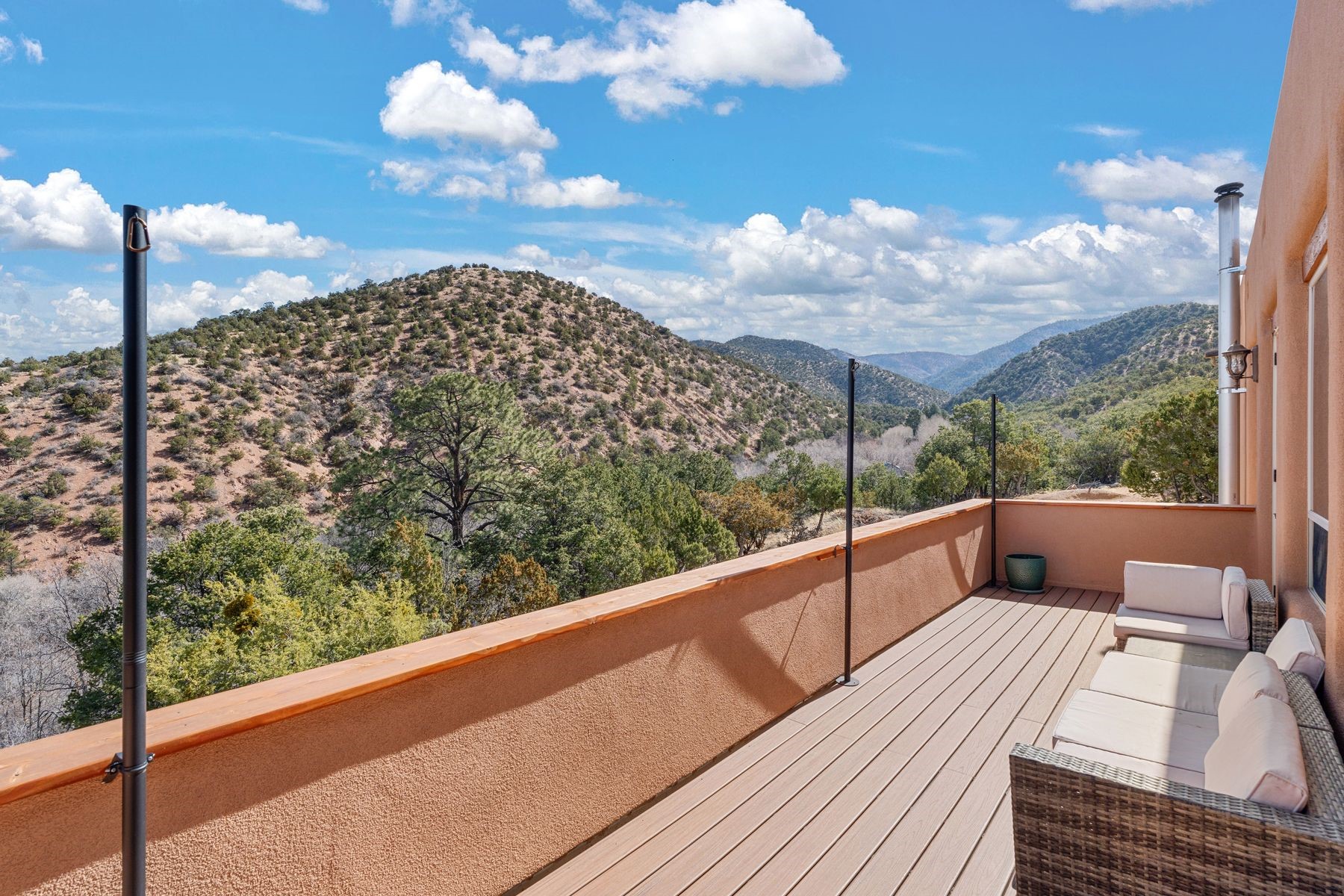 63 Rio En Medio Rd, Santa Fe, New Mexico image 1