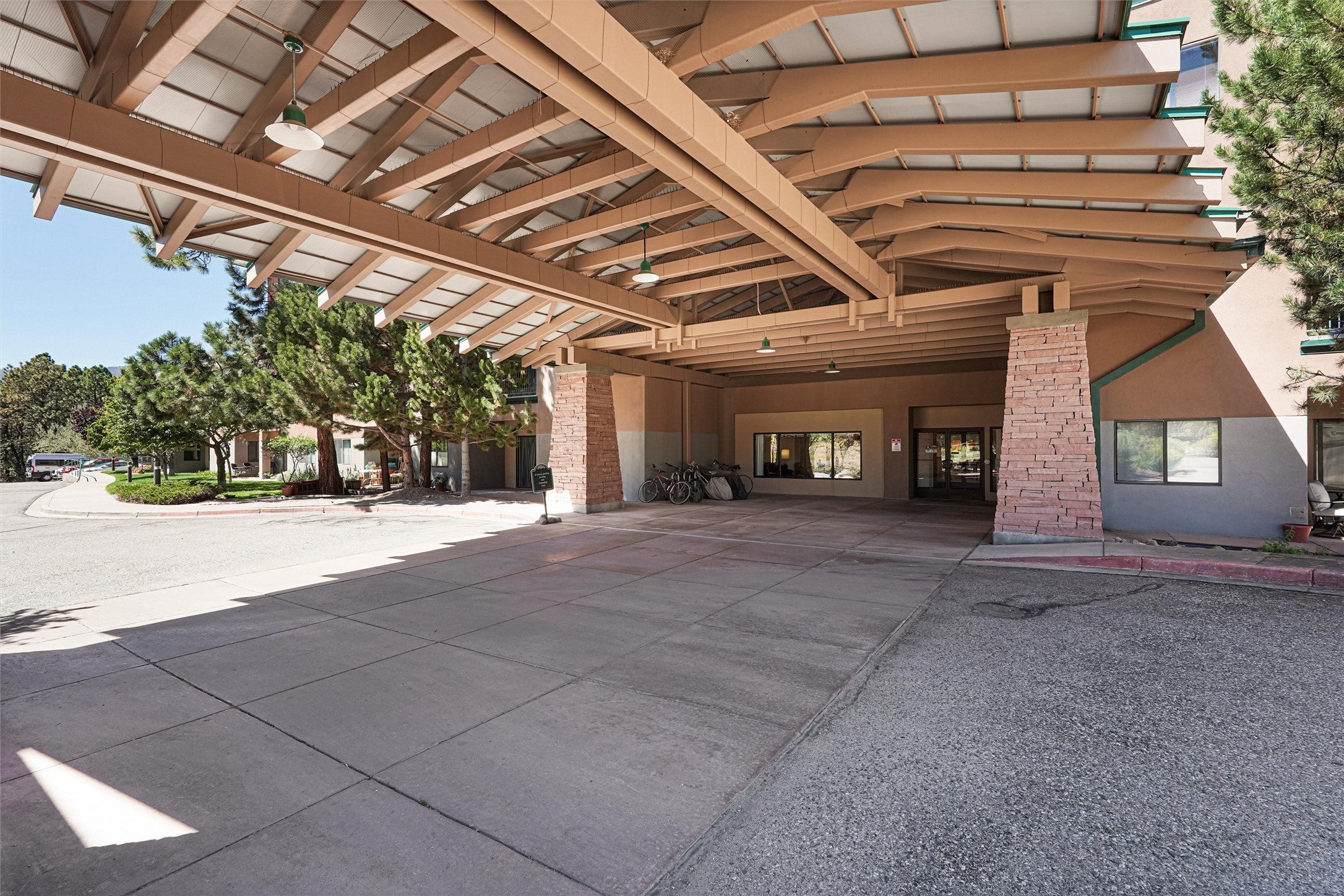 1001 Oppenheimer 209 - Photo 4