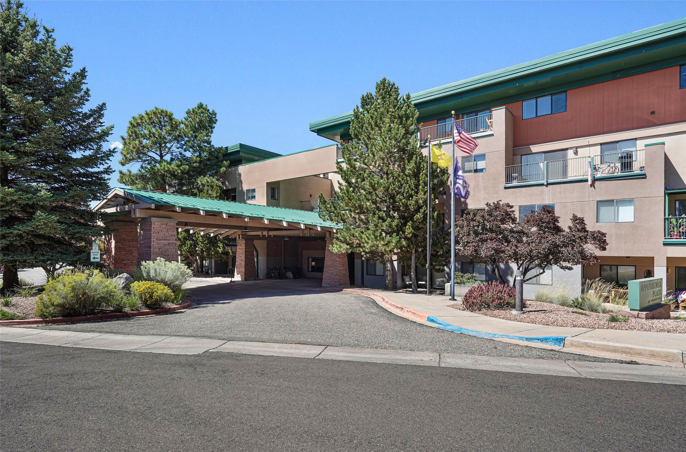 1001 Oppenheimer 209 - Photo 3