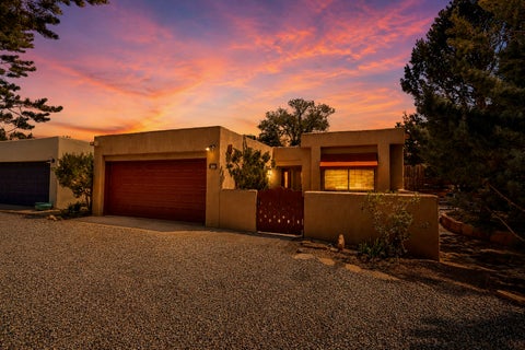 Townhouse For Sale - 258 Cuesta Del Norte<br/> Santa Fe County, Santa Fe, NM 87501