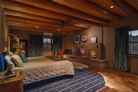 Tiny photo for 15 Sunlit Drive W, Santa Fe, NM 87508 (MLS # 202604441)