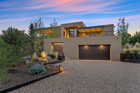 Homes For Sale - 25 Lodge Circle<br/> Santa Fe, NM 87506