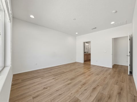 Tiny photo for 25 Wirecrest Lane, Santa Fe, NM 87508 (MLS # 202603147)