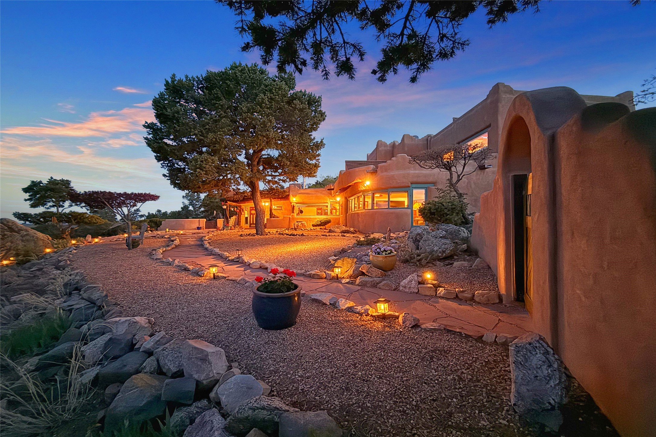 8 Hampton Road, Santa Fe, New Mexico image 10
