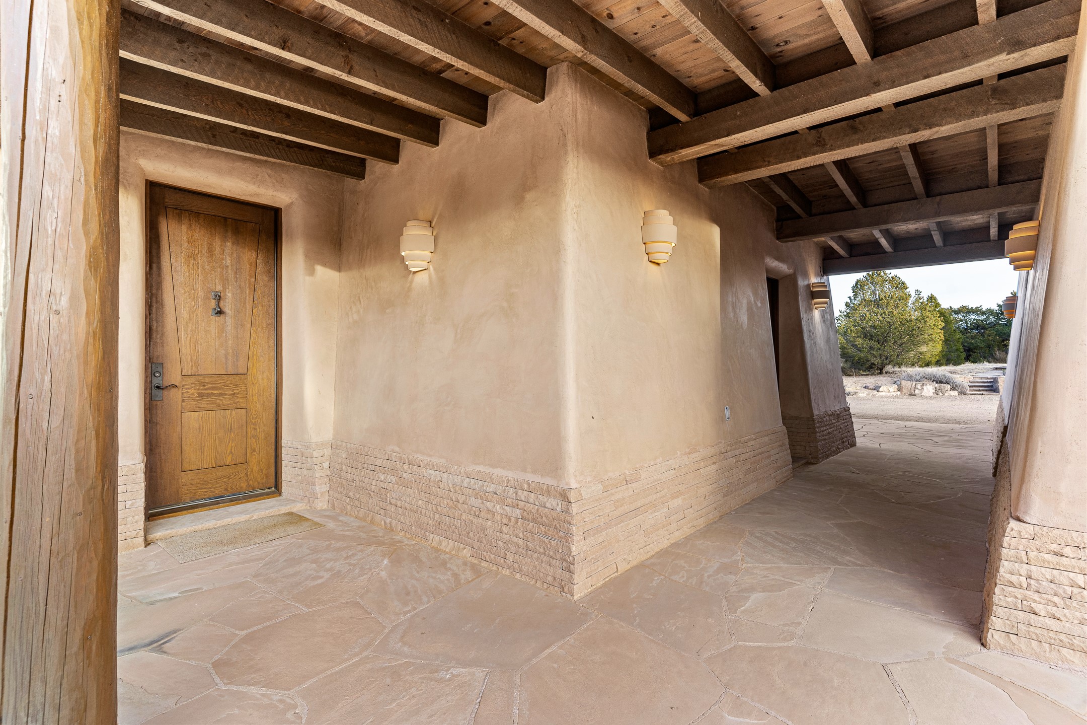 128 Outlaw Trail, Ranchos de Taos, New Mexico image 5