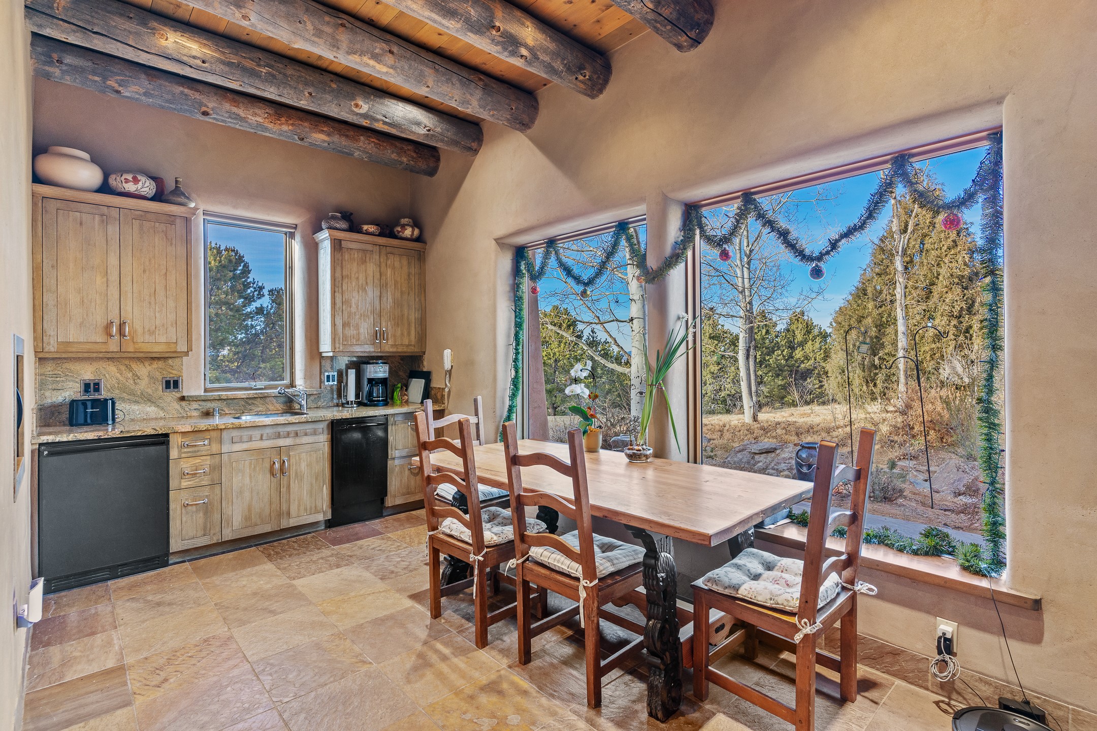 128 Outlaw Trail, Ranchos de Taos, New Mexico image 36