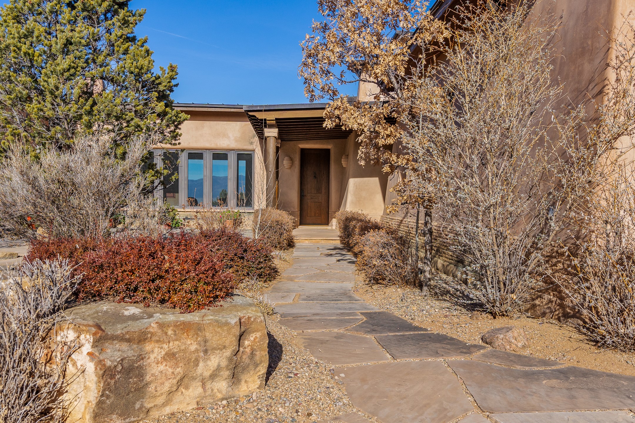 128 Outlaw Trail, Ranchos de Taos, New Mexico image 3