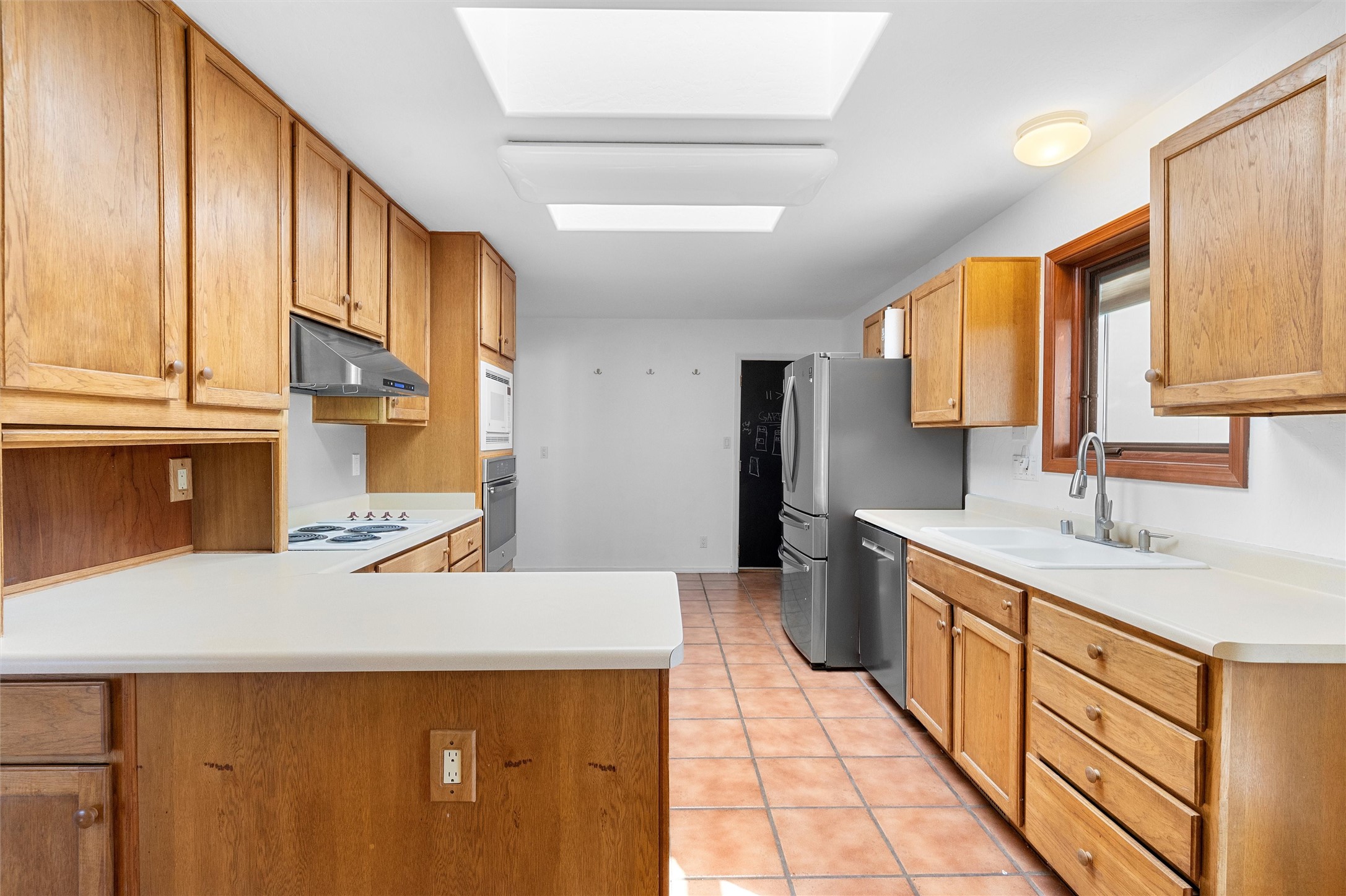 2878 Brushwood Street, Albuquerque, New Mexico image 20