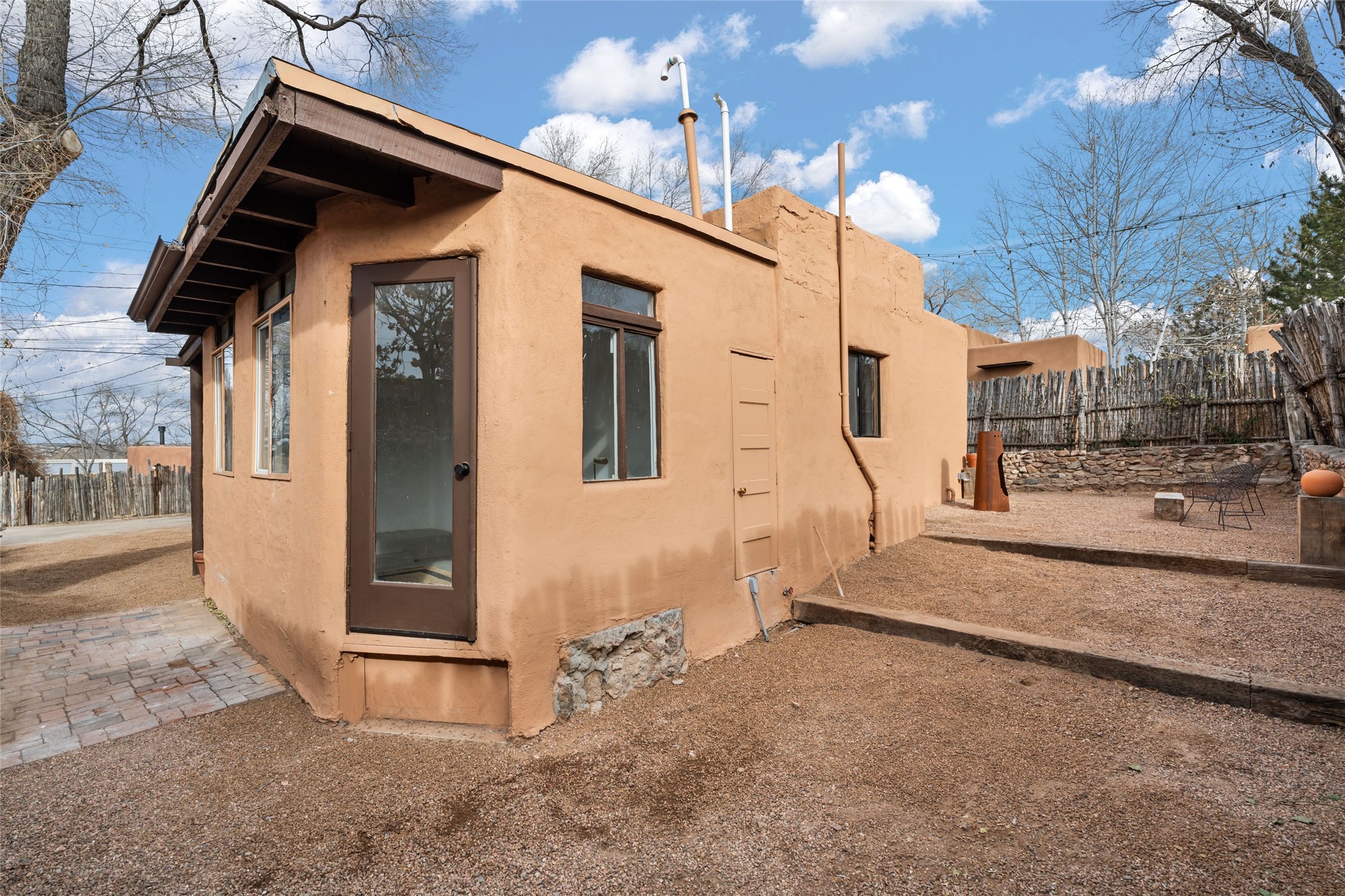 723 Old Santa Fe Trail, Santa Fe, New Mexico image 17