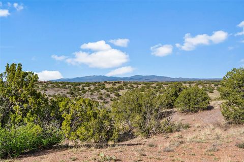 Tiny photo for 31 Gallina Road, Santa Fe, NM 87508 (MLS # 202501846)