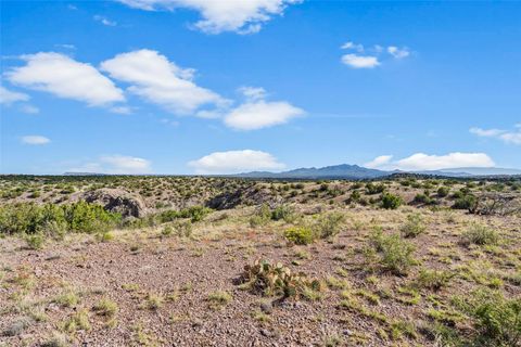 Tiny photo for 31 Gallina Road, Santa Fe, NM 87508 (MLS # 202501846)