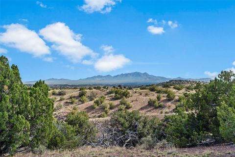 Tiny photo for 31 Gallina Road, Santa Fe, NM 87508 (MLS # 202501846)