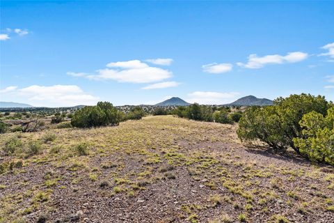 Tiny photo for 31 Gallina Road, Santa Fe, NM 87508 (MLS # 202501846)