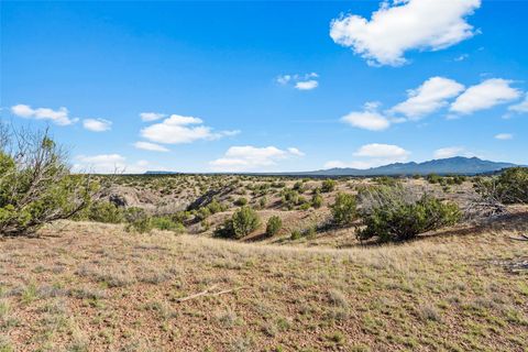Tiny photo for 31 Gallina Road, Santa Fe, NM 87508 (MLS # 202501846)
