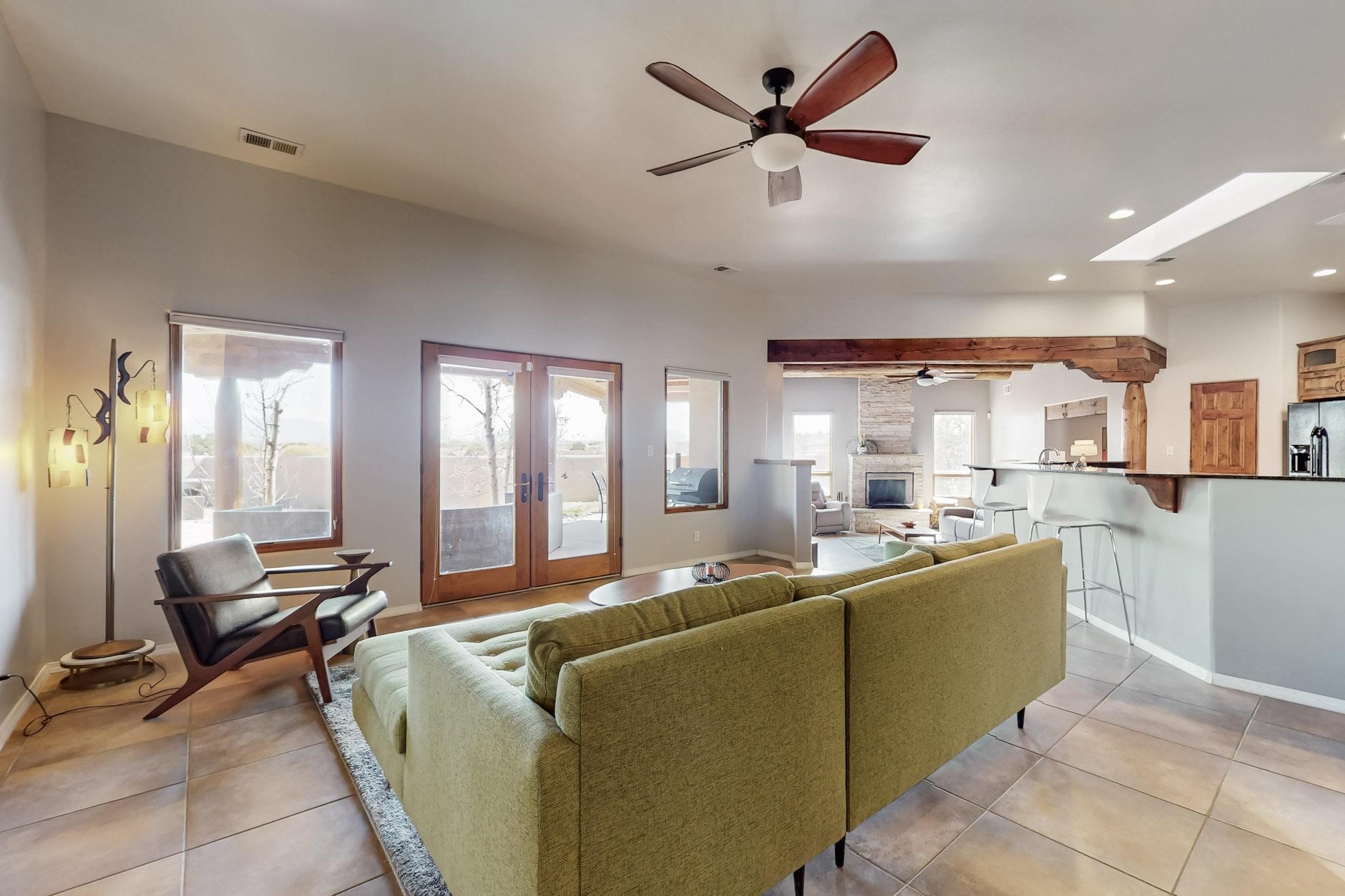 22 Calle Capulin, Santa Fe, New Mexico image 8
