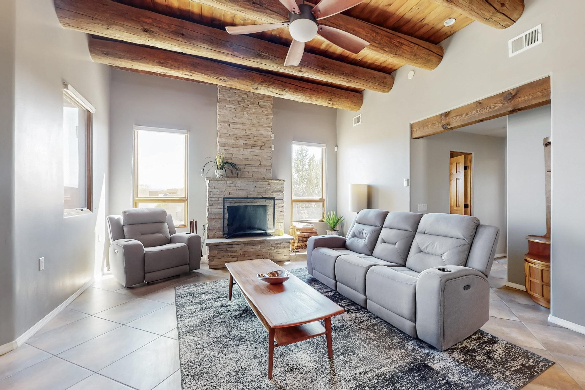 22 Calle Capulin, Santa Fe, New Mexico image 3