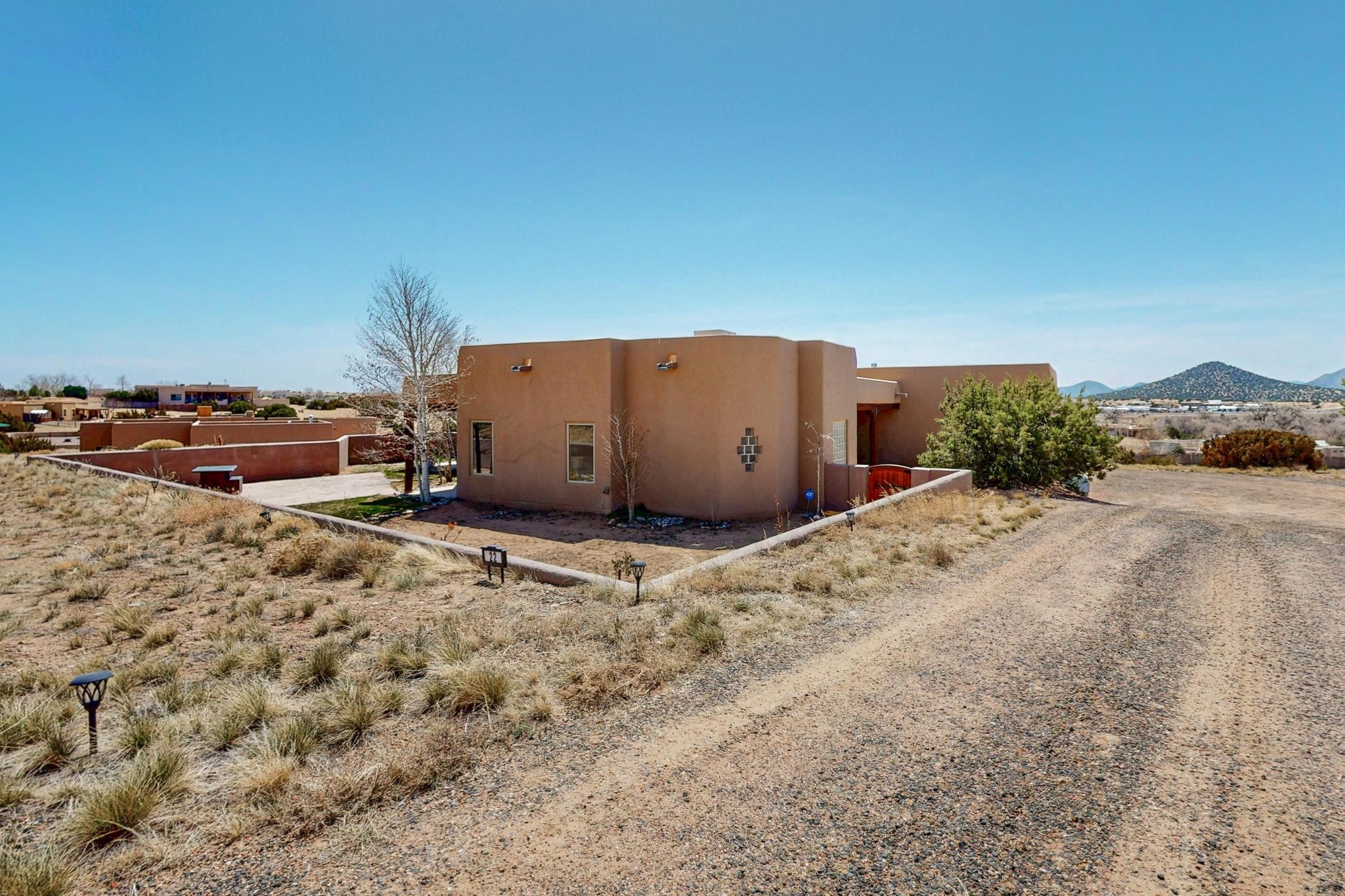 22 Calle Capulin, Santa Fe, New Mexico image 48