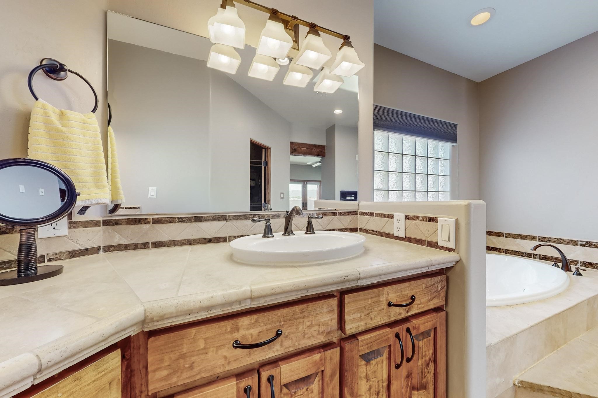 22 Calle Capulin, Santa Fe, New Mexico image 19
