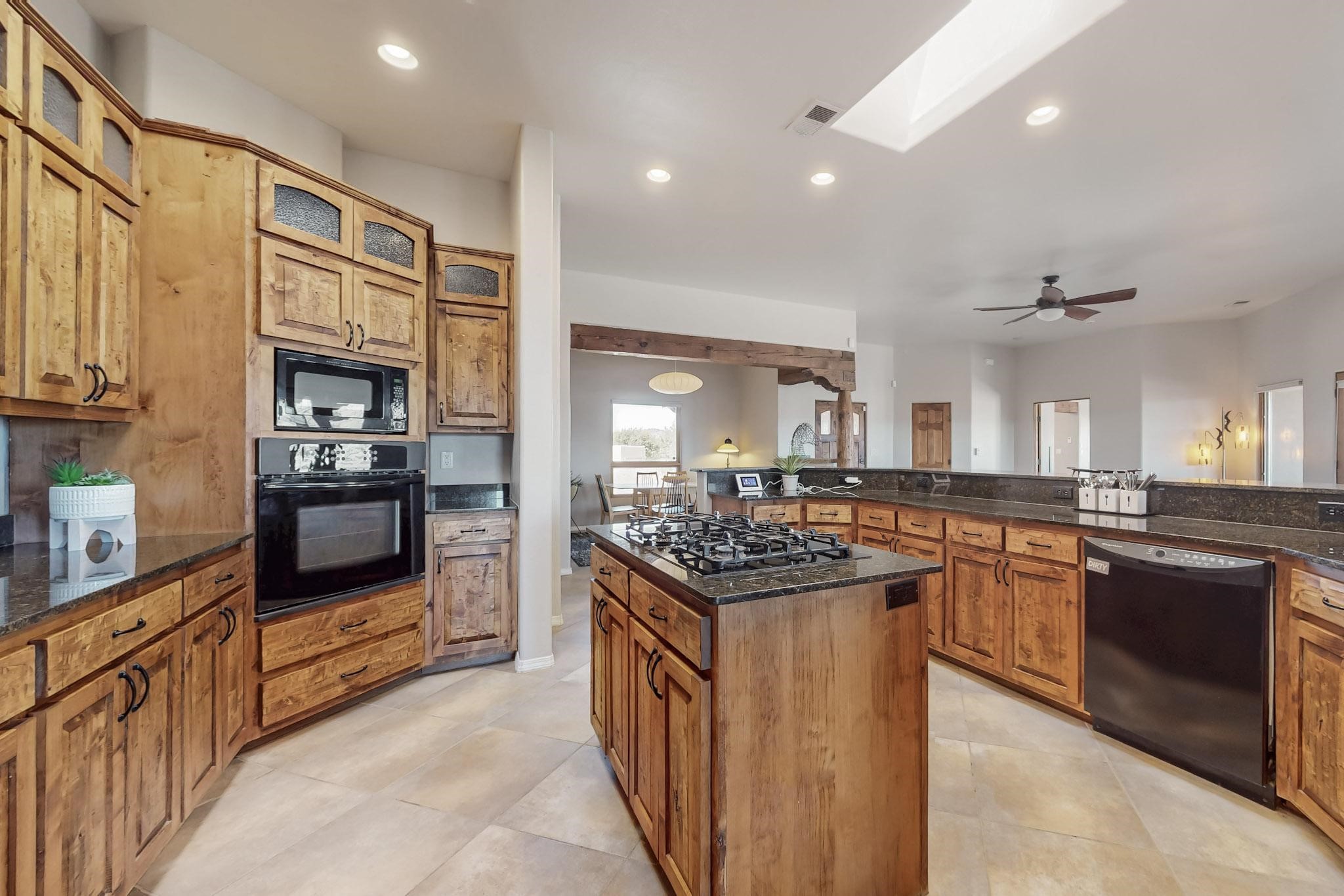 22 Calle Capulin, Santa Fe, New Mexico image 4