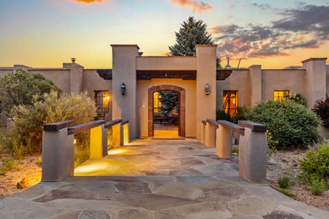 Tiny photo for 89 Riverbend Road Rd, Ranchos de Taos, NM 87557 (MLS # 202601609)