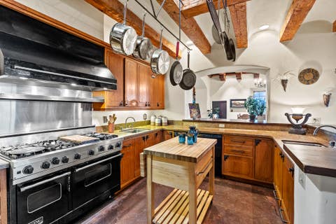 Tiny photo for 89 Riverbend Road Rd, Ranchos de Taos, NM 87557 (MLS # 202601609)