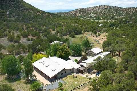 Single Family Residence in Santa Fe NM 10 Sabina Lane.jpg