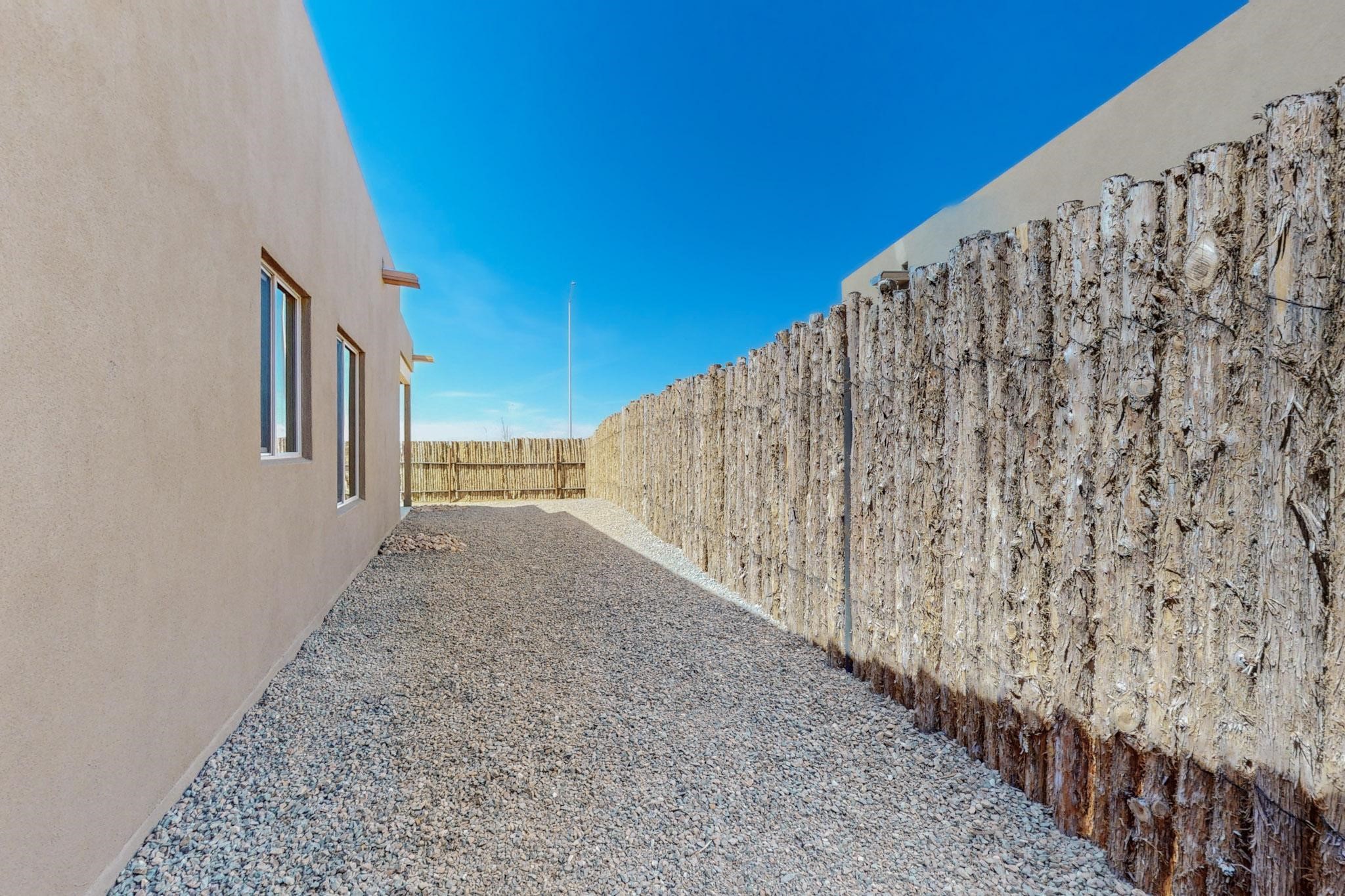7614 Arroyo Oeste Ln, Santa Fe, New Mexico image 40