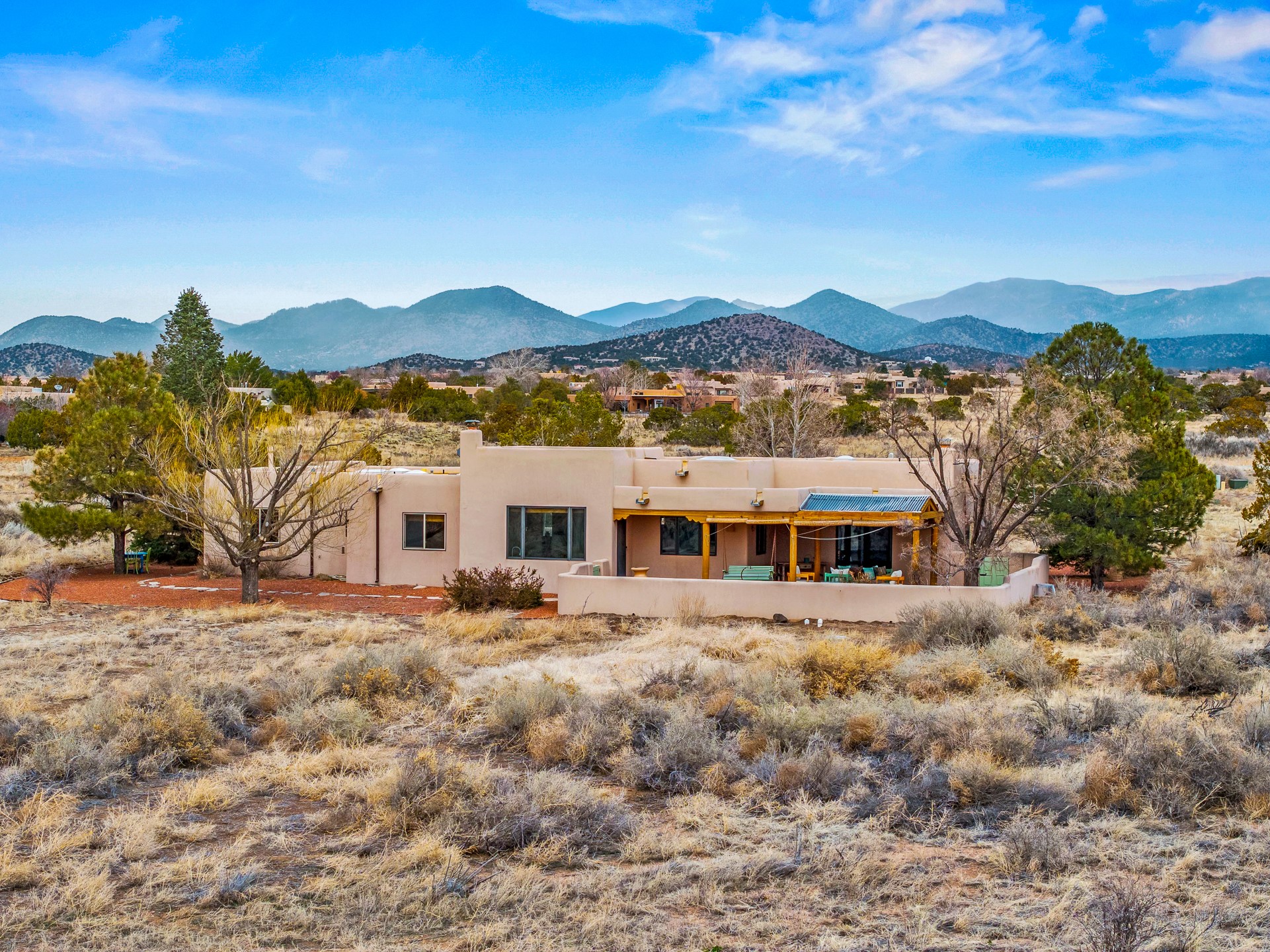 Santa Fe, New Mexico 87508, United States, 4 Bedrooms Bedrooms, ,2 BathroomsBathrooms,Residential,Active,85642