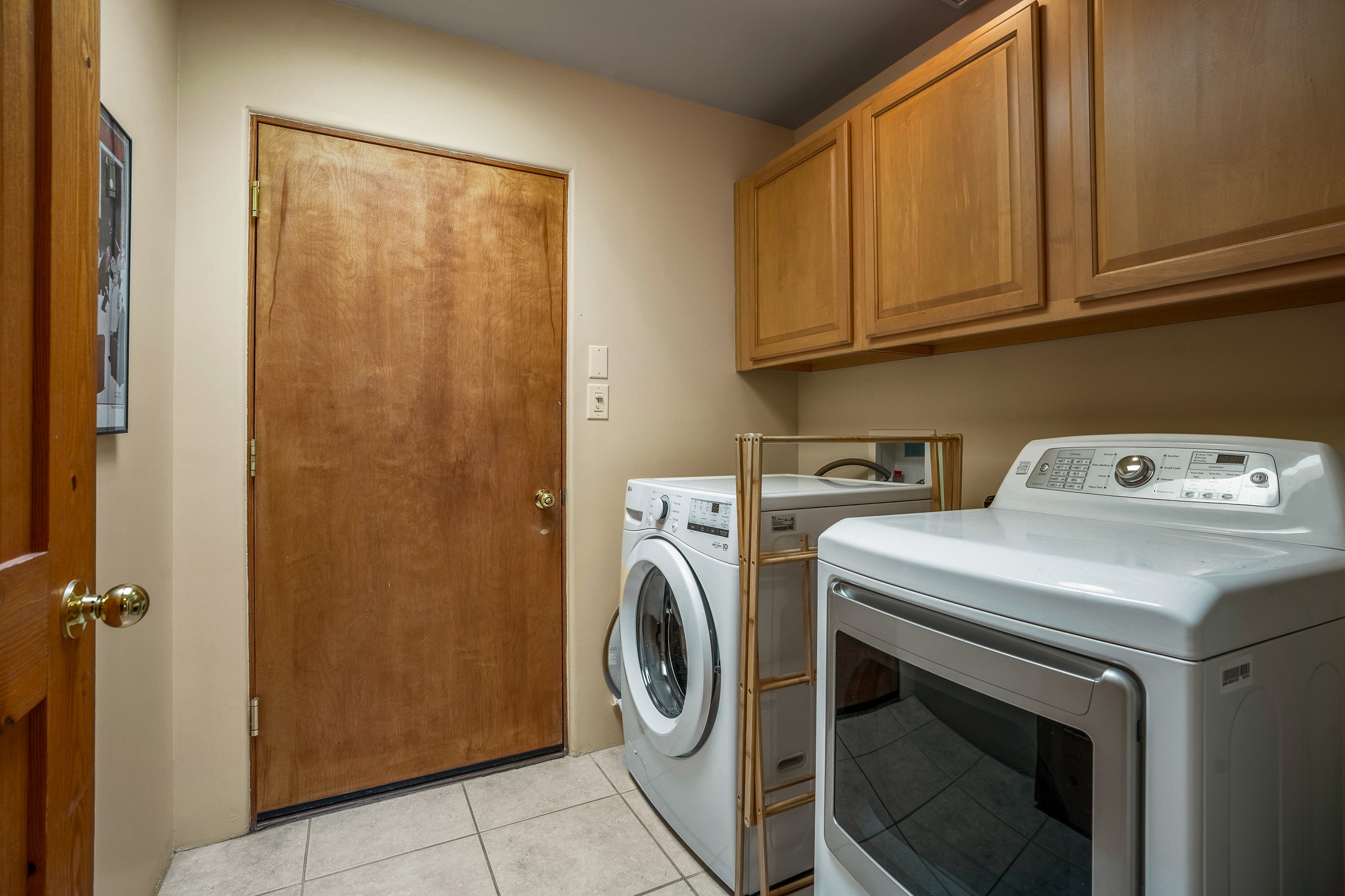 Santa Fe, New Mexico 87508, United States, 4 Bedrooms Bedrooms, ,2 BathroomsBathrooms,Residential,Active,85642