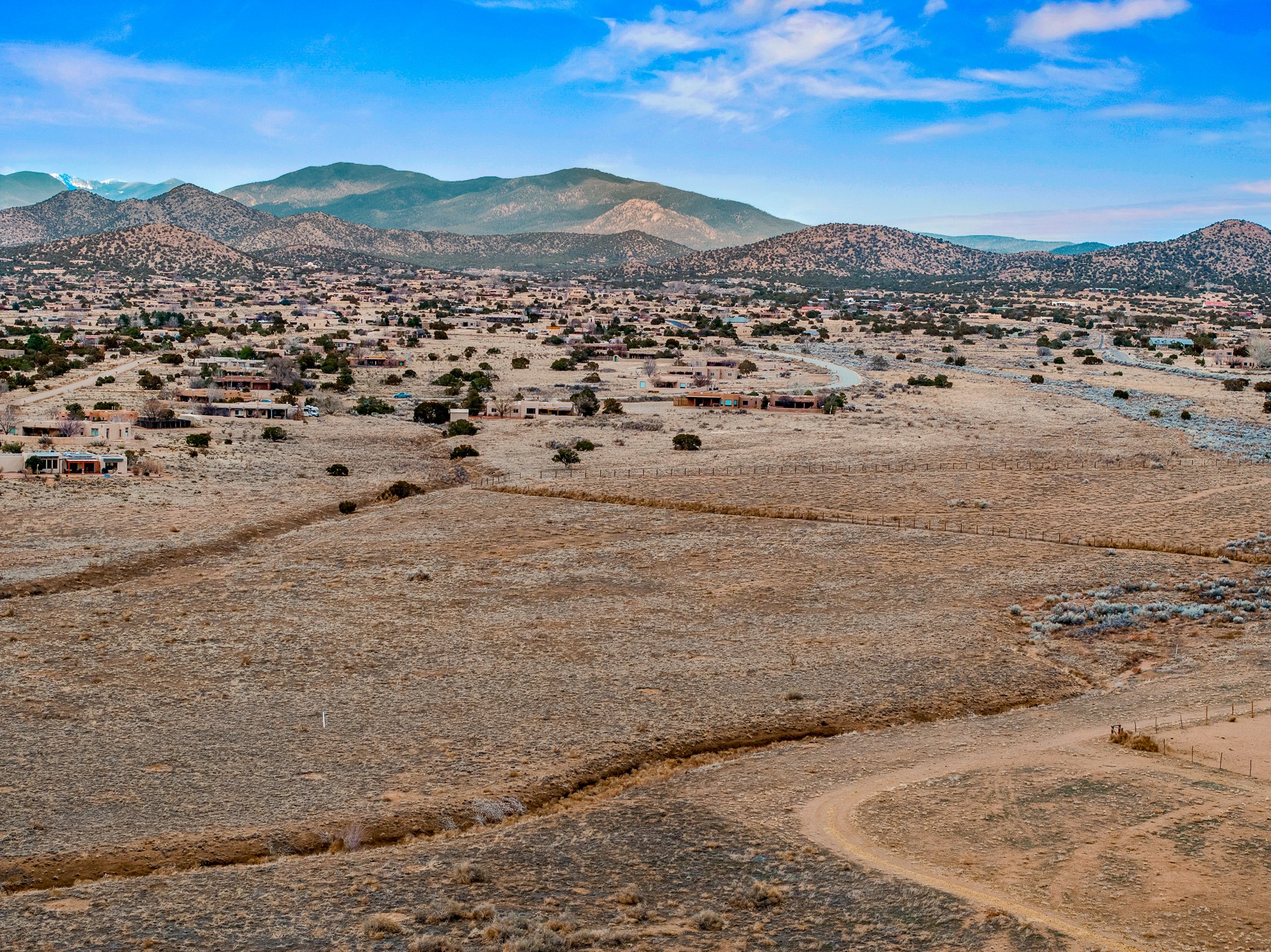 Santa Fe, New Mexico 87508, United States, 4 Bedrooms Bedrooms, ,2 BathroomsBathrooms,Residential,Active,85642