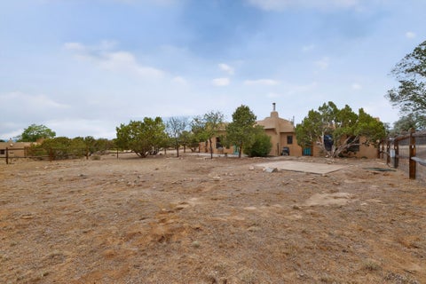 Tiny photo for 7 Bonito Court, Santa Fe, NM 87508 (MLS # 202602374)