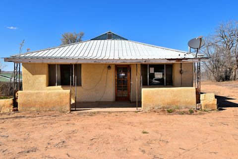 Single Family Residence in Santa Fe NM 437 County Road 84.jpg