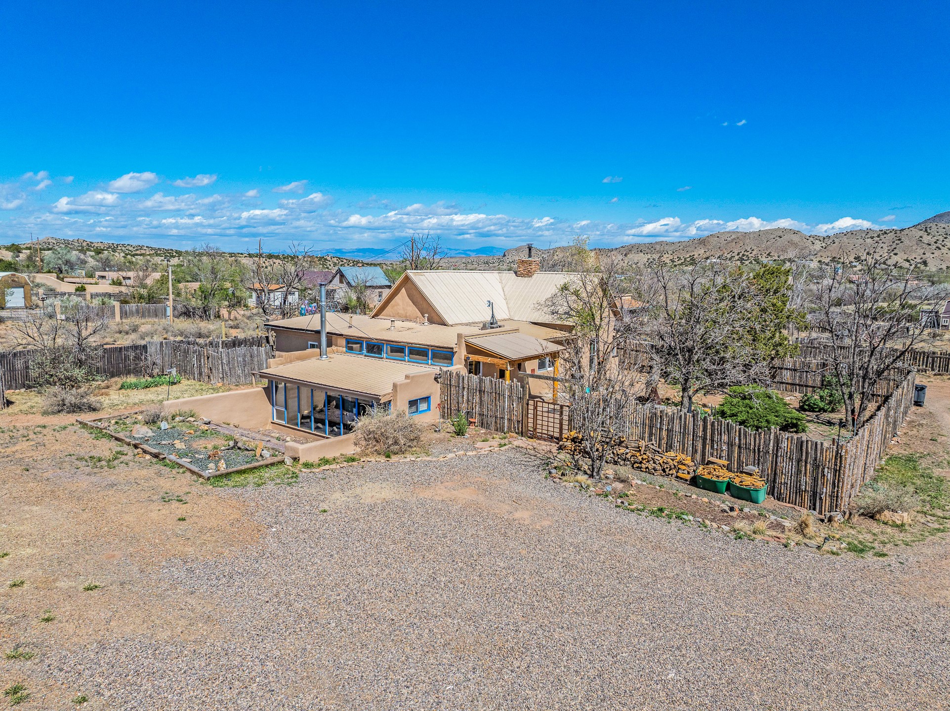 8 Camino Querencia, Cerrillos, New Mexico image 35