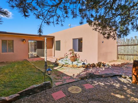 Tiny photo for 8 Carlito Rd, Santa Fe, NM 87508 (MLS # 202504886)