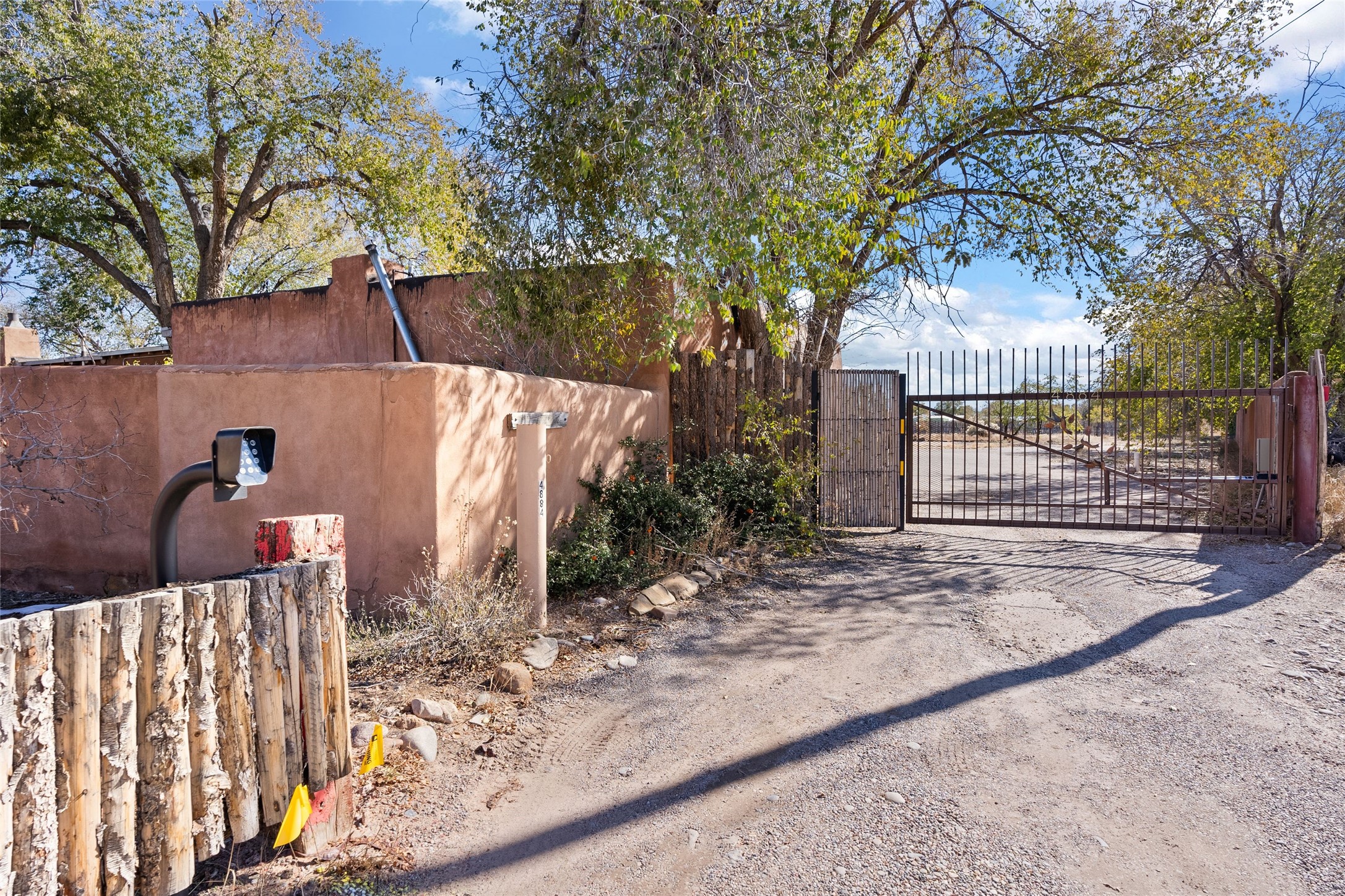 4884 A&B La Junta Del Alamo, Santa Fe, New Mexico image 8