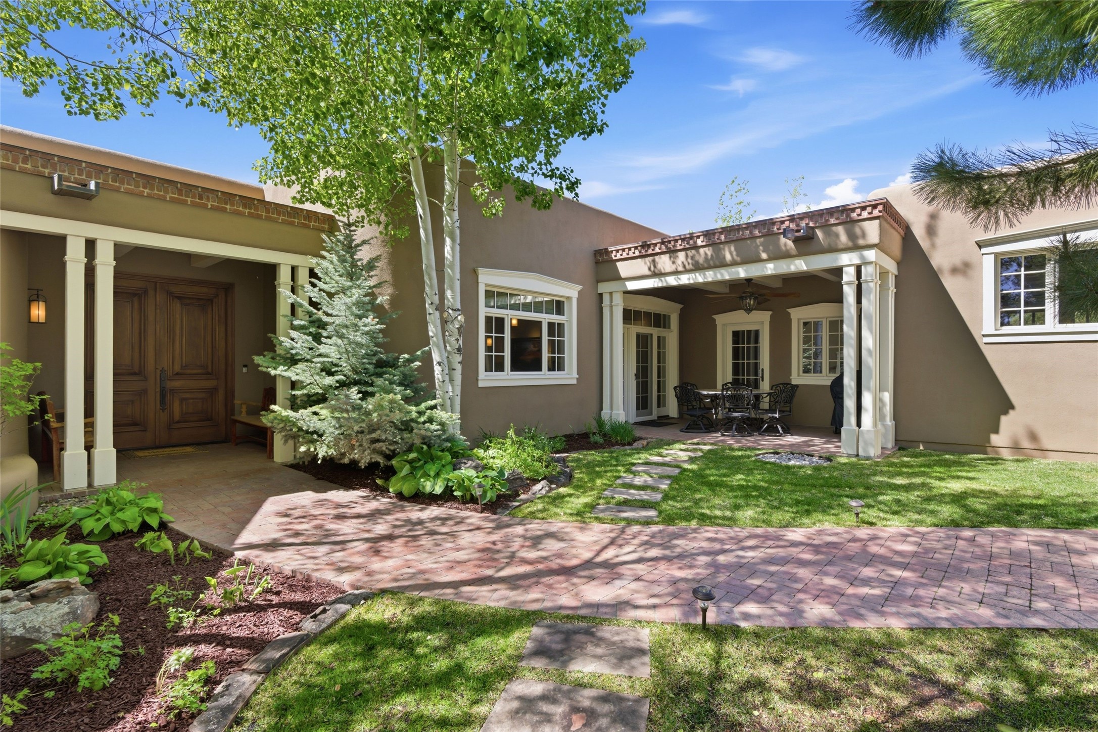 1145 South Summit Ridge